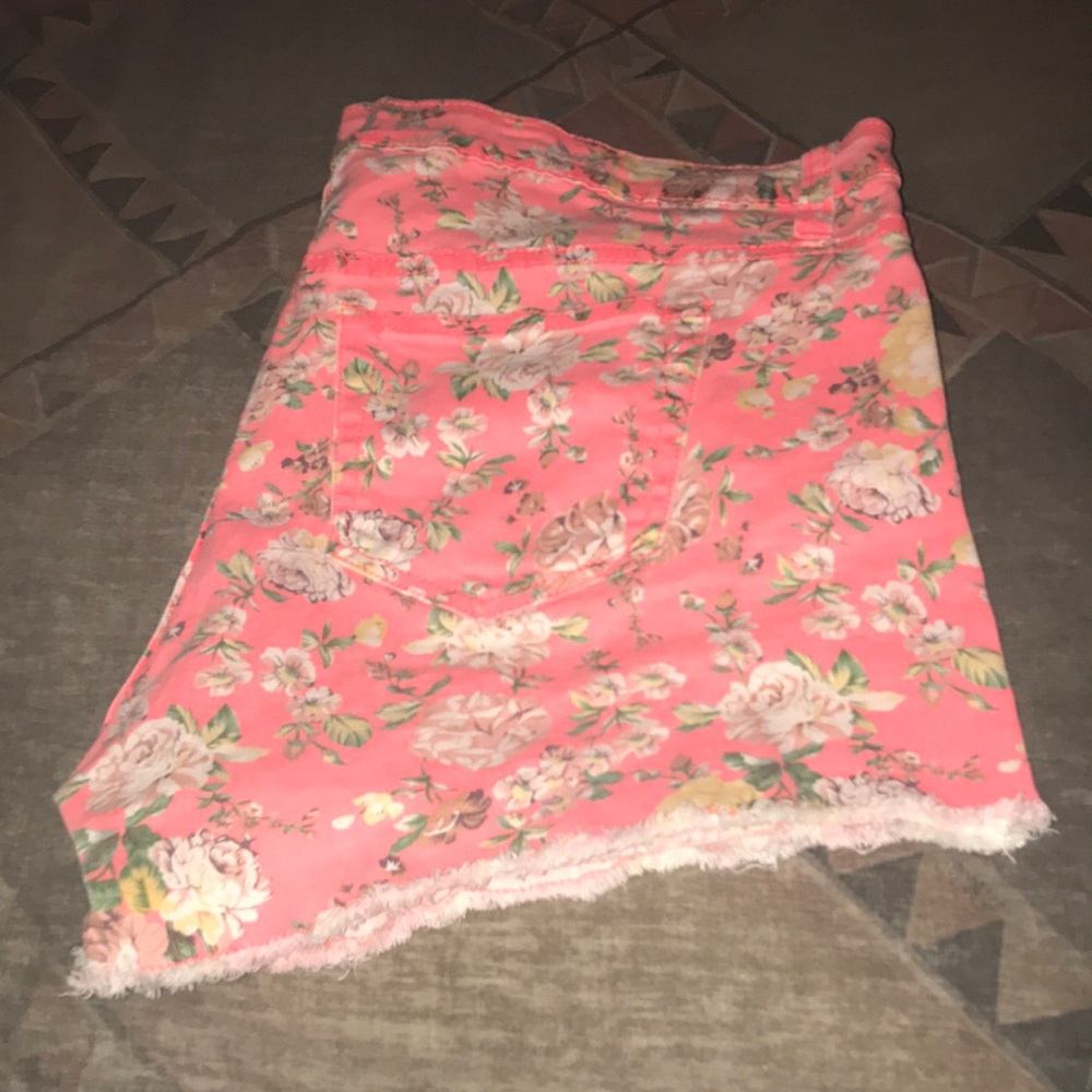 Sexy pink floral reign booty shorts (20)
